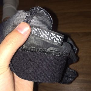 sports bra victoria’s secret